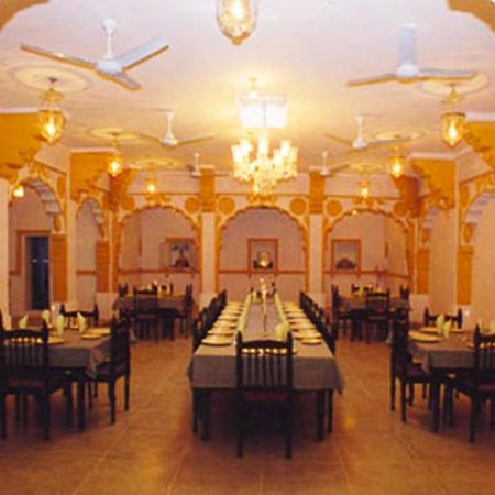 V Resorts Jhalamand Garh Jodhpur Τζοντχπούρ Εξωτερικό φωτογραφία